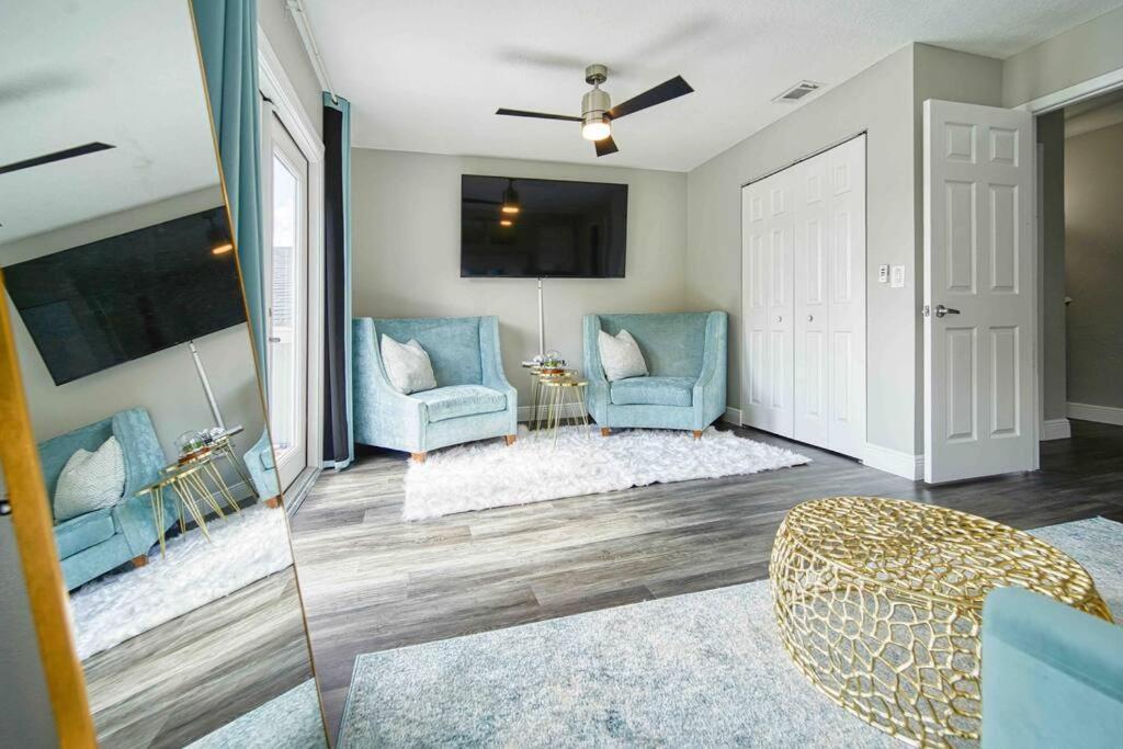 Stylish Lake Home With Huge Pool, Arcade With Ps5,And Theater Just 5 Min From Legoland Уинтер-Хейвен Экстерьер фото